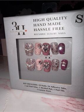 3H Handmade Reusable Pink & Glitter Press-On Nails with Rhinestones